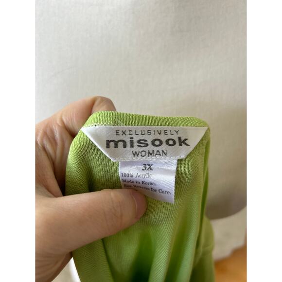 Exclusively Misook Lime Green Sleeveless Scoop Neck Shell Tank - Picture 4 of 5